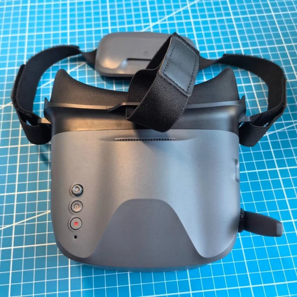 New!  BETAFPV VR04 FPV Goggles-Analog Version For Aquila20 Model Drone.